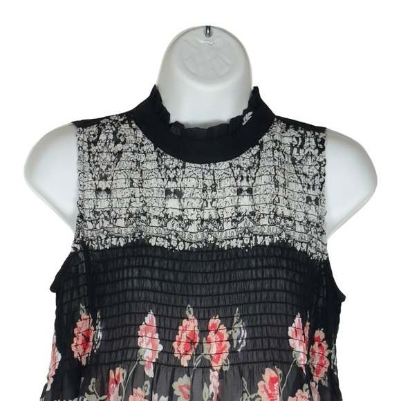 Alter’d State Black Semi Sheer Floral Smocked Sleeveless Keyhole Top Small - Picture 4 of 11